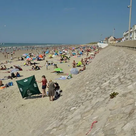 Maison De Vacances Les Rosiers Сasa de vacaciones